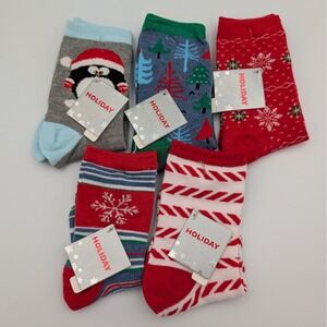 NWT Lot of 5 Ladies Holiday/Christmas Crew Socks Penguins Trees Snowflakes